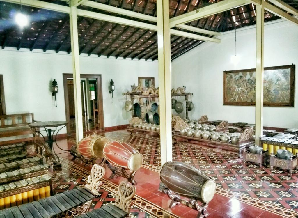 Omah Pitoe Yogya Homestay Yogyakarta Exteriör bild